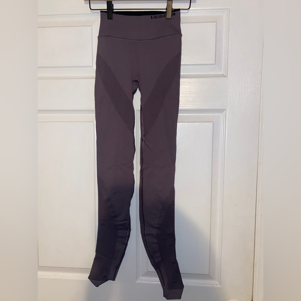 Vintage Lululemon Seamless Purple Leggings